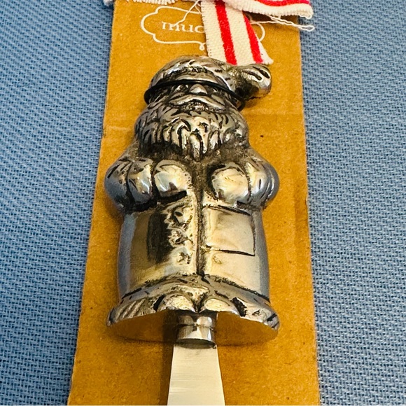 Mud Pie Metal Santa Christmas Spreader - Picture 2 of 3